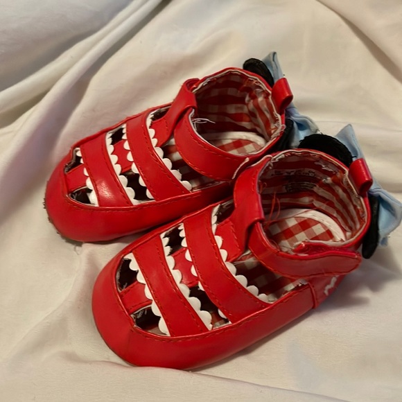 Minnie Mouse Red Sandals 6-12 Months Bow Back Disney Worn - Picture 2 of 8